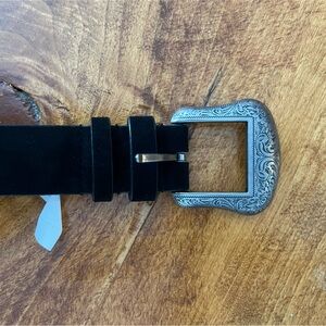 Kohl's Black Belt with Ornate Silver Buckle